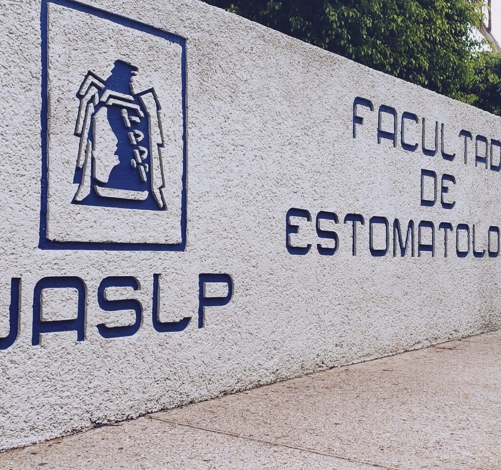 curso anual de ingreso a estomatología uaslp